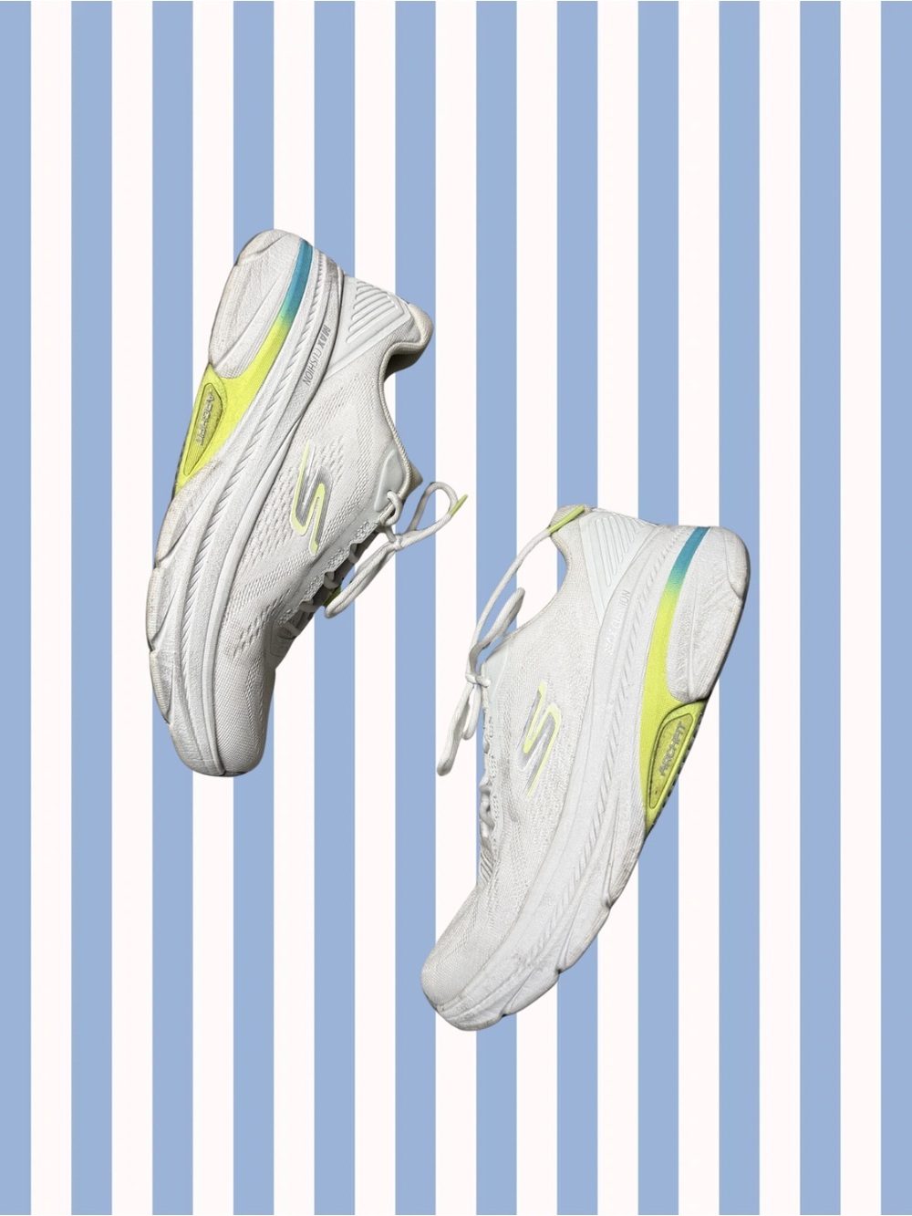 Skechers - Go Run 8 - Goodyear tread - Size Women's 6.5